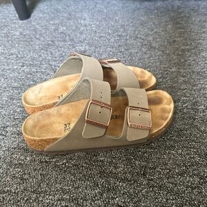 Birkenstock Arizona sandal Mocha sz 37 women’s 6-6.5